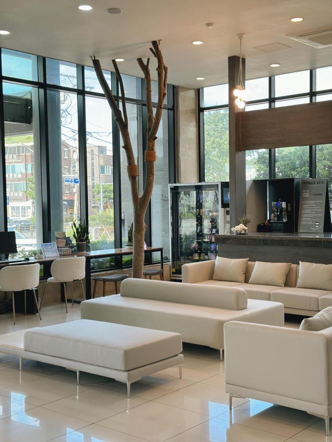 Sims Hotel Jeju Extérieur photo